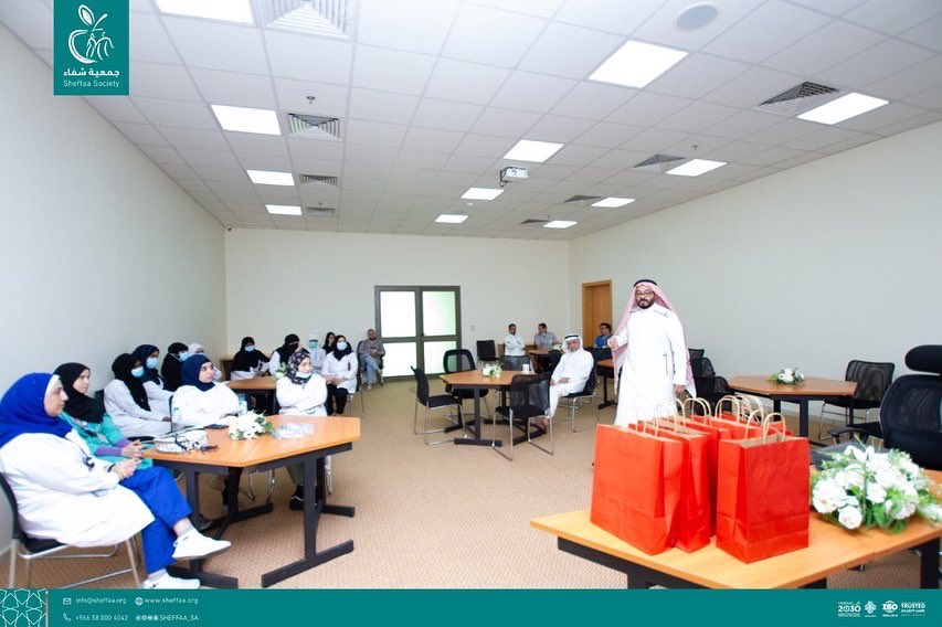 في اليوم العالمي للتمريض ..جمعية شفاء تكرم كوادرها التمريضية